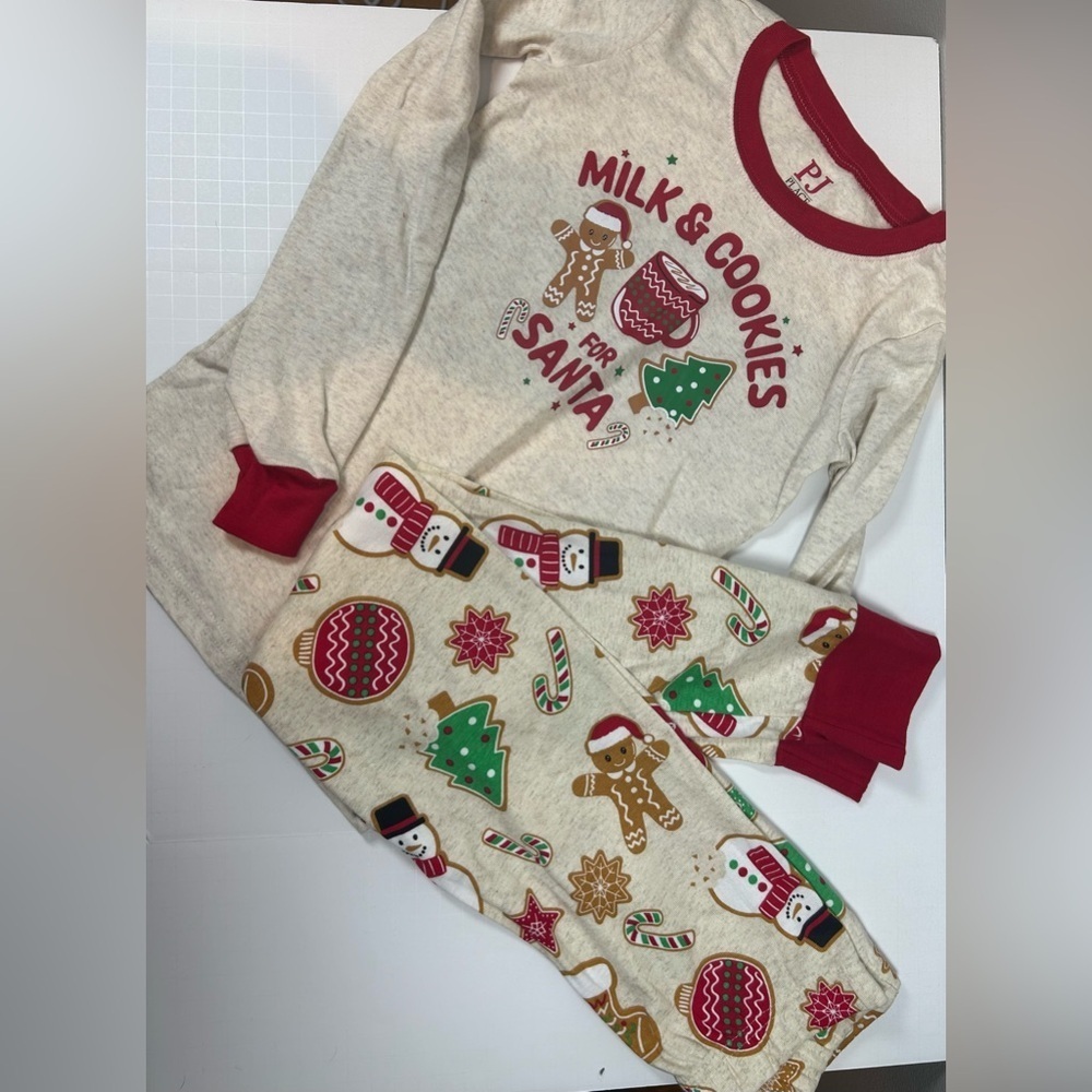 The Children’s Place Cream and Red Milk & Cookies Holiday Christmas Pajama Set